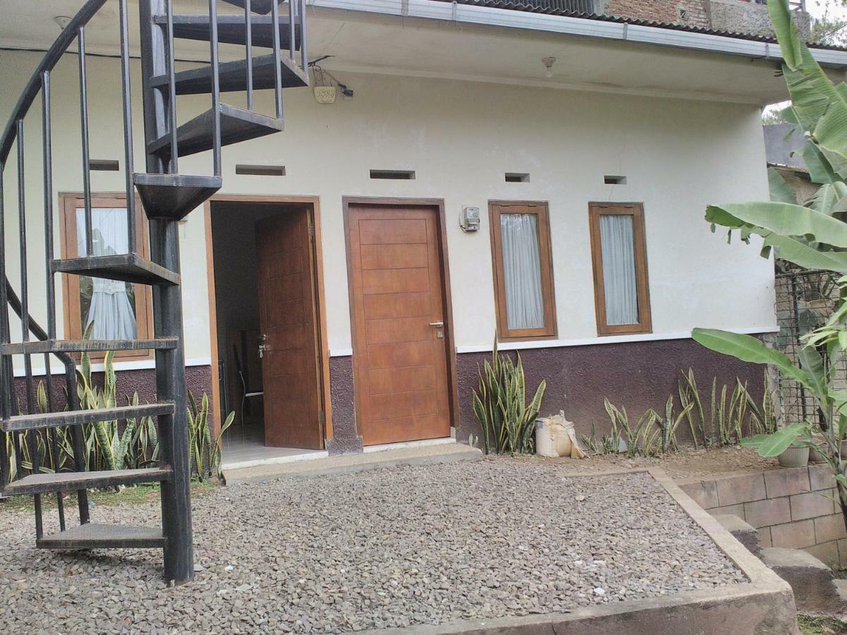 Nabila Syar'I Guest House Padalarang Ngoại thất bức ảnh